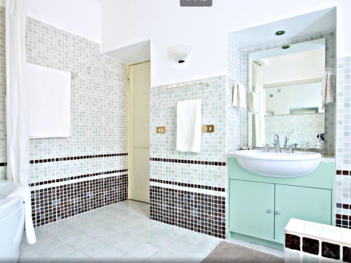 Apartment Piazza Di Spagna Rom